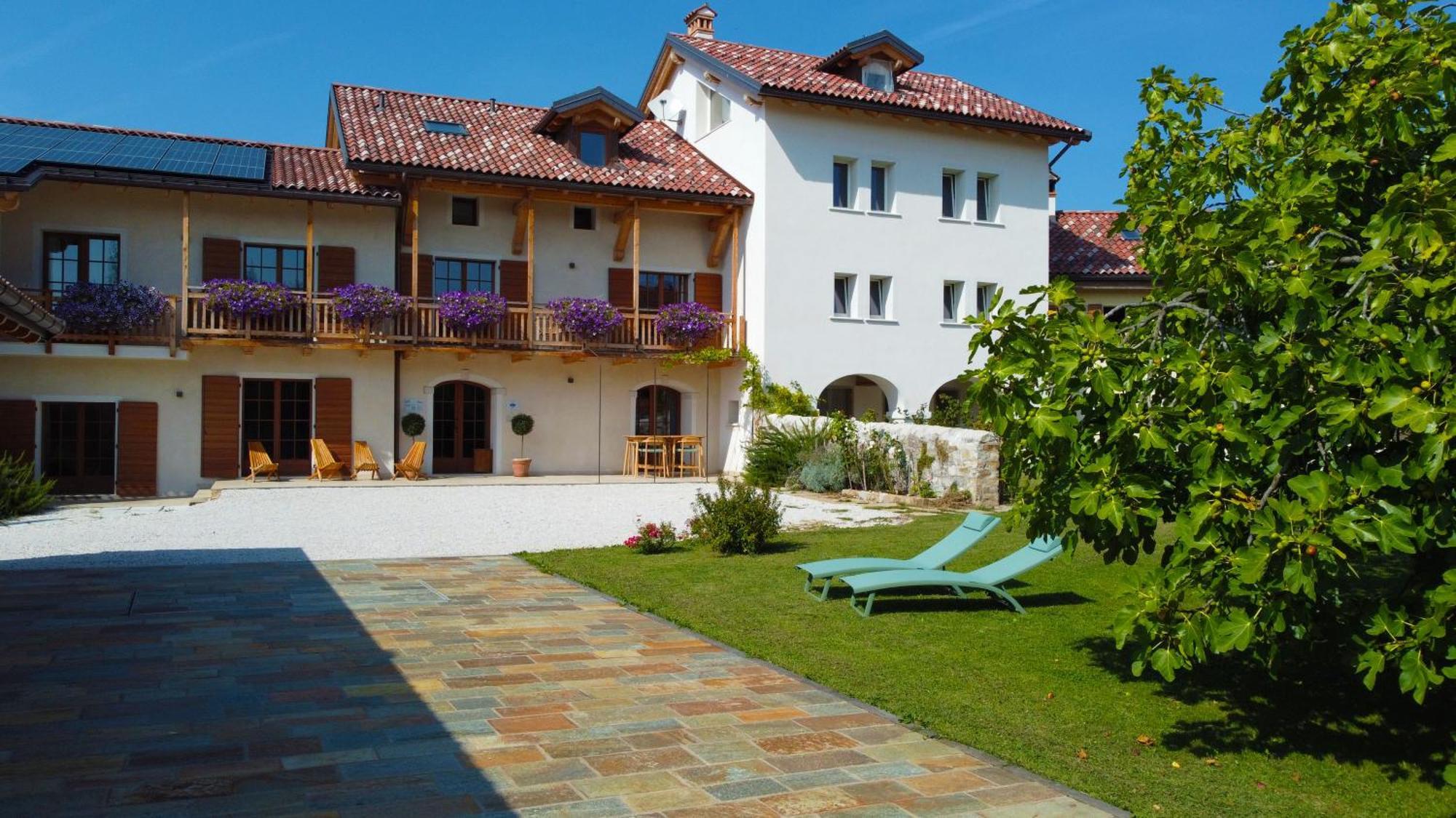 Corte Varola B&B Zia Marisa Belluno Exterior foto